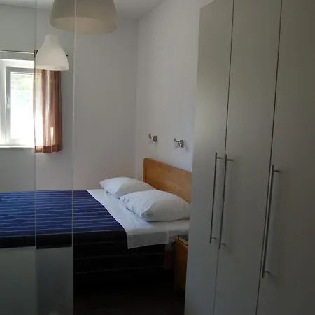 Gorgonia Suites In Verunic Apartment *
