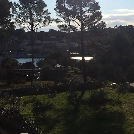 Gorgonia Suites In Verunic Apartment Verunic