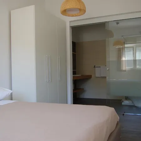 Gorgonia Suites In Verunic * Verunic