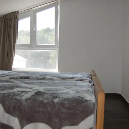 Gorgonia Suites In Verunic