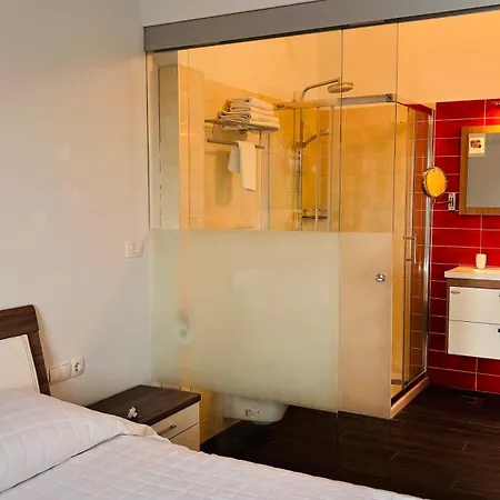 Gorgonia Suites In Verunic *
