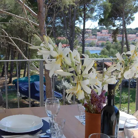 Gorgonia Suites In Verunic * Verunic