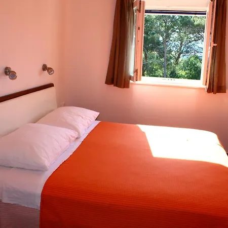 Gorgonia Suites In Verunic Apartment Verunic
