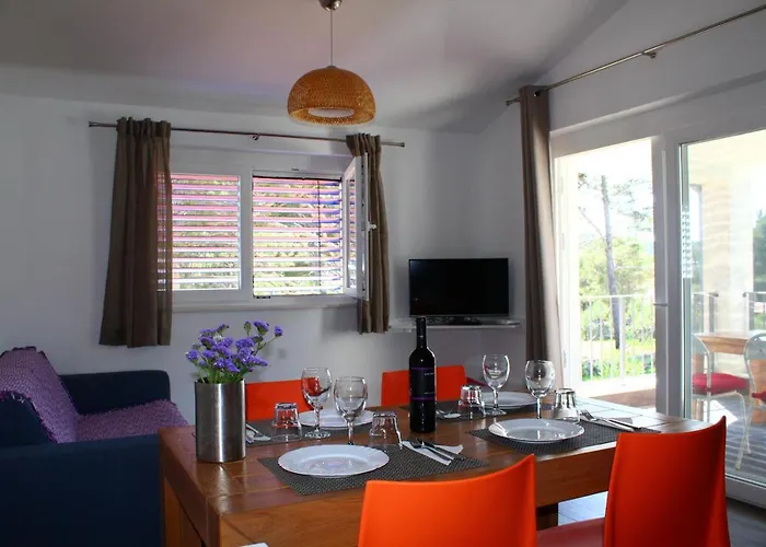 Gorgonia Suites In Verunic Apartment Verunic